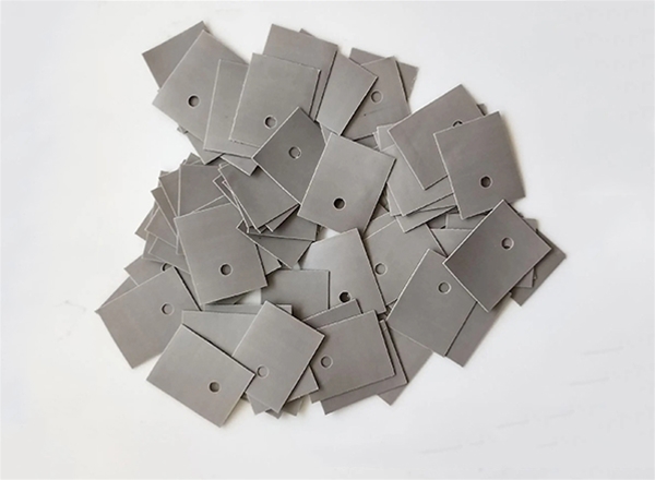 CP-300-X100導(dǎo)熱絕緣片